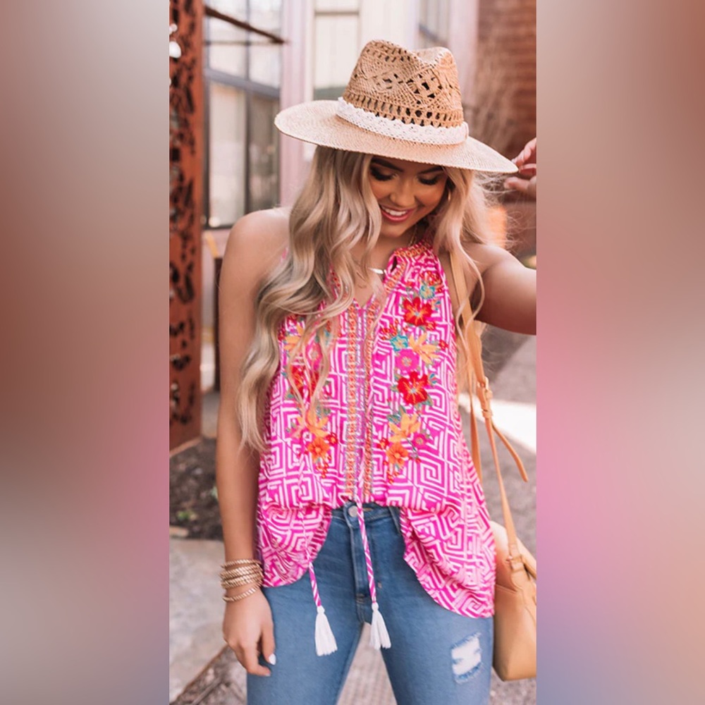 NWOT Impressions Embroidered Tassel Top